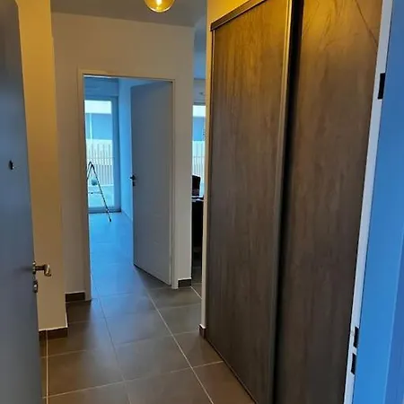 Apartment T2 Neuf + Piscine, 5 Mn A Pied Des Plages