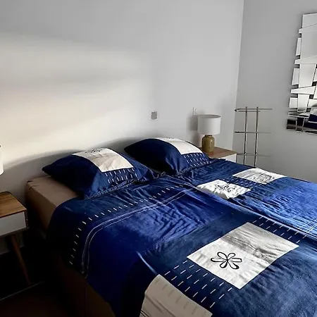 T2 Neuf + Piscine, 5 Mn A Pied Des Plages Apartment