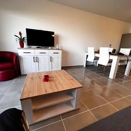 T2 Neuf + Piscine, 5 Mn A Pied Des Plages Apartment *